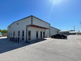 2363 Highway 71 E, Austin TX - Warehouse