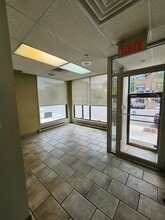 1535-1539 Rue Jarry E, Montréal, QC for lease Interior Photo- Image 2 of 26