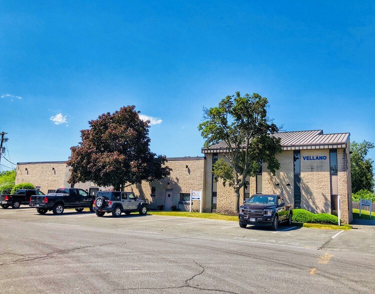 7 Hemlock St, Latham, NY for sale - Other - Image 1 of 1