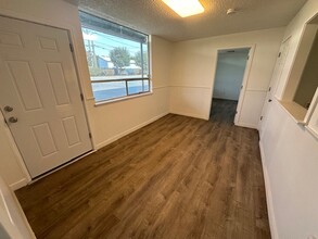 4928 115th Street Ct SW, Lakewood, WA for lease Building Photo- Image 1 of 16