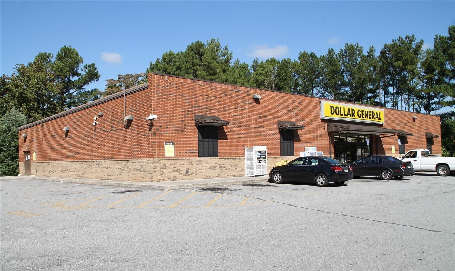 2847 Bouldercrest Rd, Ellenwood, GA 30294