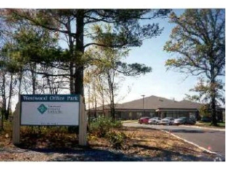 Office building and adjacent land portfolio of 3 properties for sale on LoopNet.com - Primary Photo - Image 1 of 3