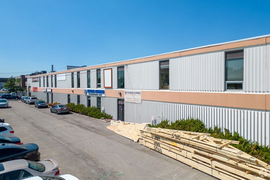 3501 23rd St NE, Calgary, AB for lease - Building Photo - Image 2 of 6