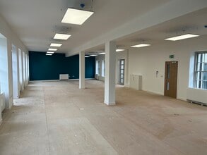 21-25 Carlton Ct, Glasgow for lease Interior Photo- Image 2 of 4