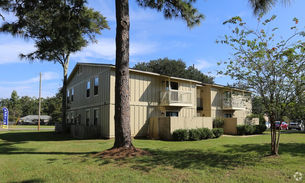 701 S Juniper St, Foley, AL for sale - Primary Photo - Image 1 of 1