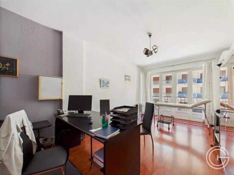 970 Avenue Du Général De Gaulle, Saint-Laurent-du-Var for lease - Building Photo - Image 2 of 10