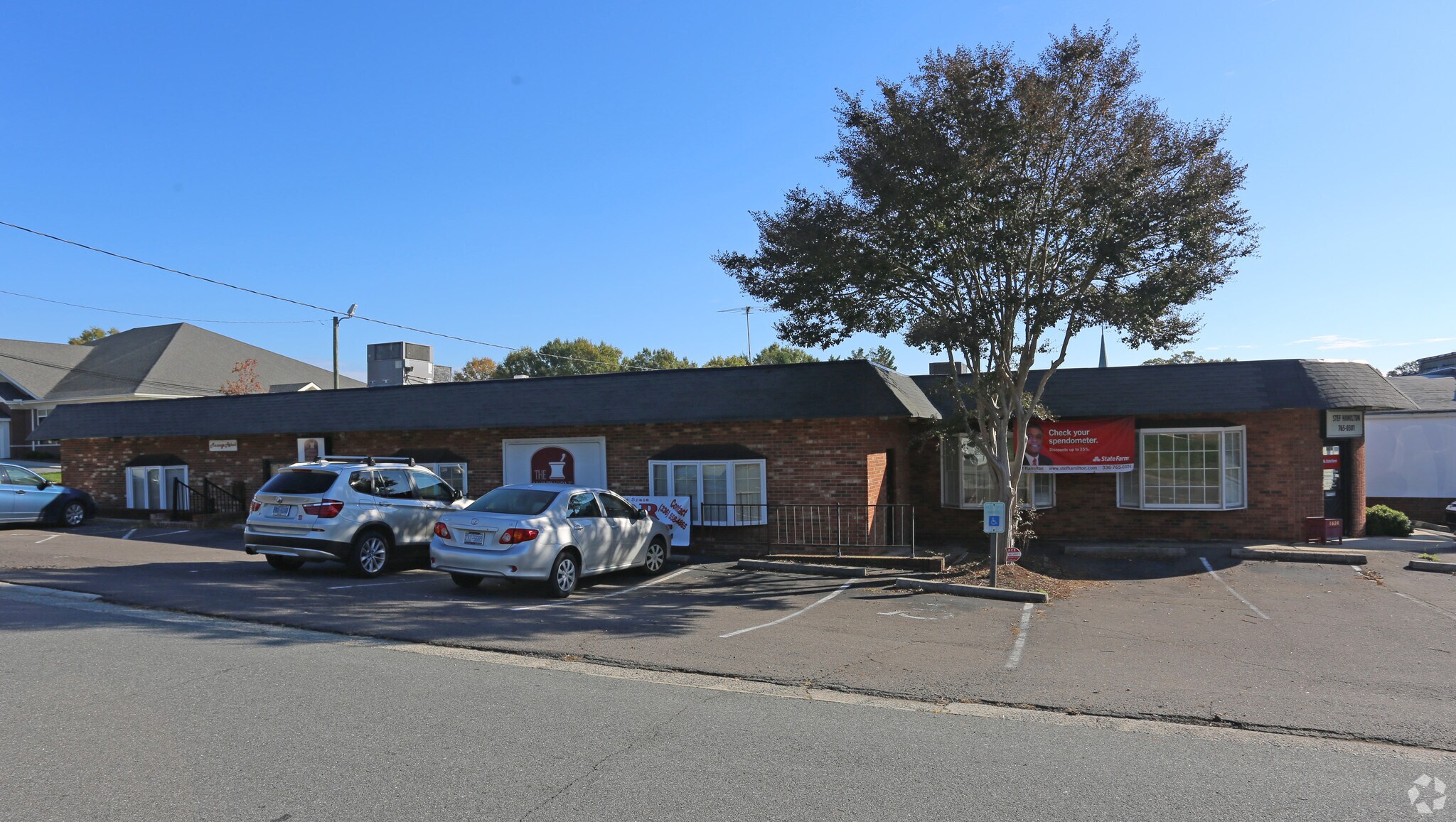 1624 S Hawthorne Rd, Winston-Salem, NC for sale Primary Photo- Image 1 of 1