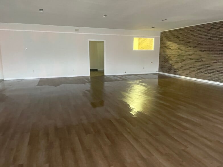 205 W Moultrie Dr, Blytheville, AR for sale - Building Photo - Image 3 of 33