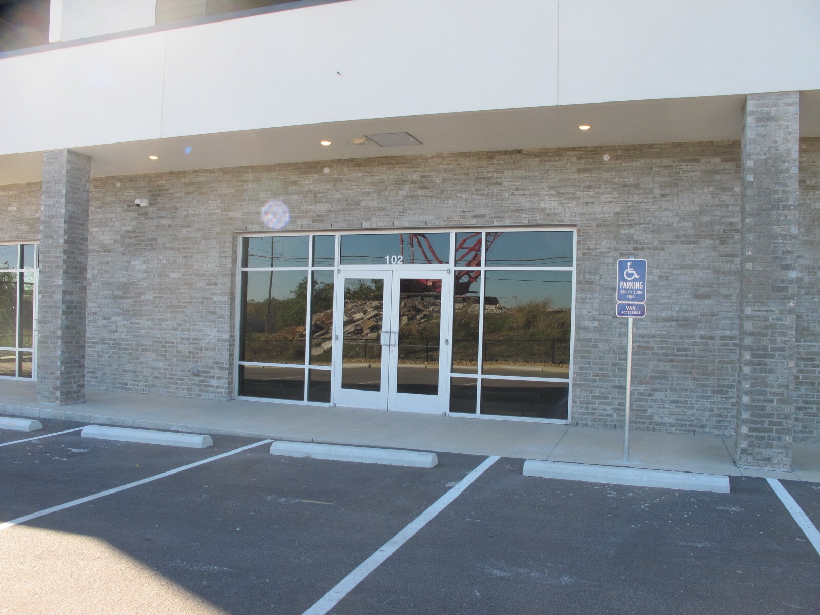 2620 W Sunshine St, Springfield, MO for lease Interior Photo- Image 1 of 1
