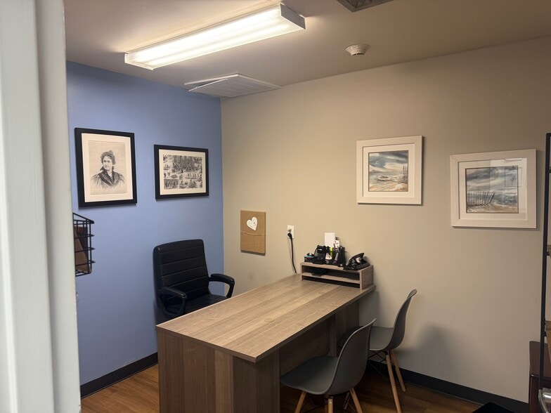 1700 Corporate Dr, Birmingham, AL for sale - Building Photo - Image 3 of 9