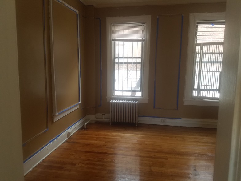 14-16 W 1st St, Mount Vernon, NY for sale - Interior Photo - Image 1 of 1