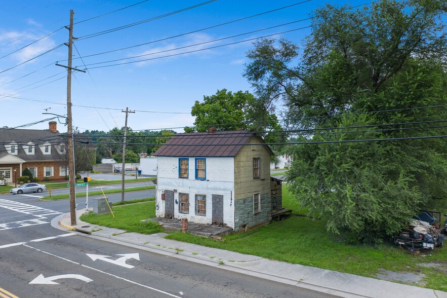 202 E 6th St, Front Royal, VA for sale - Building Photo - Image 3 of 7