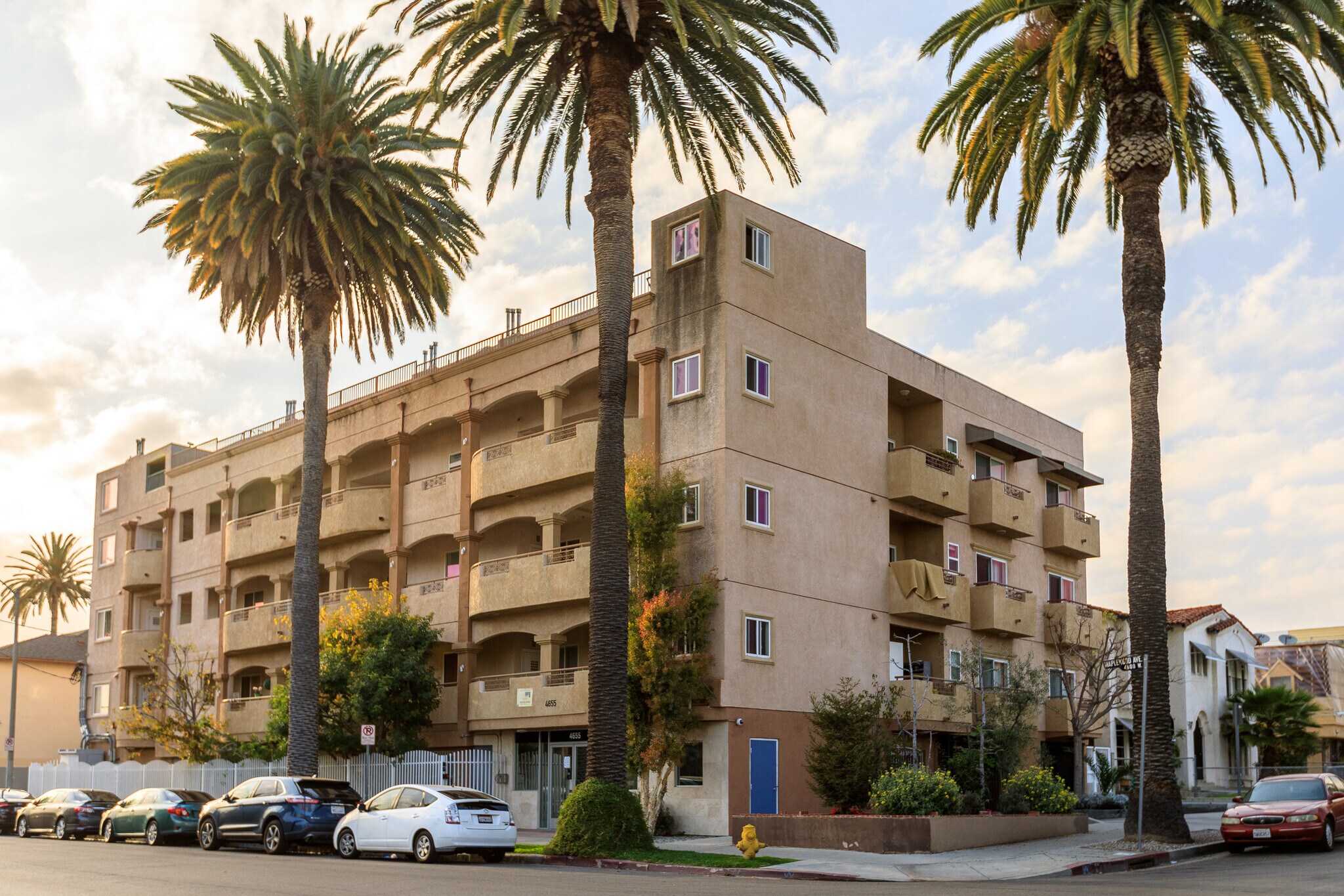 4655 Maplewood Ave, Los Angeles, CA for sale Building Photo- Image 1 of 1