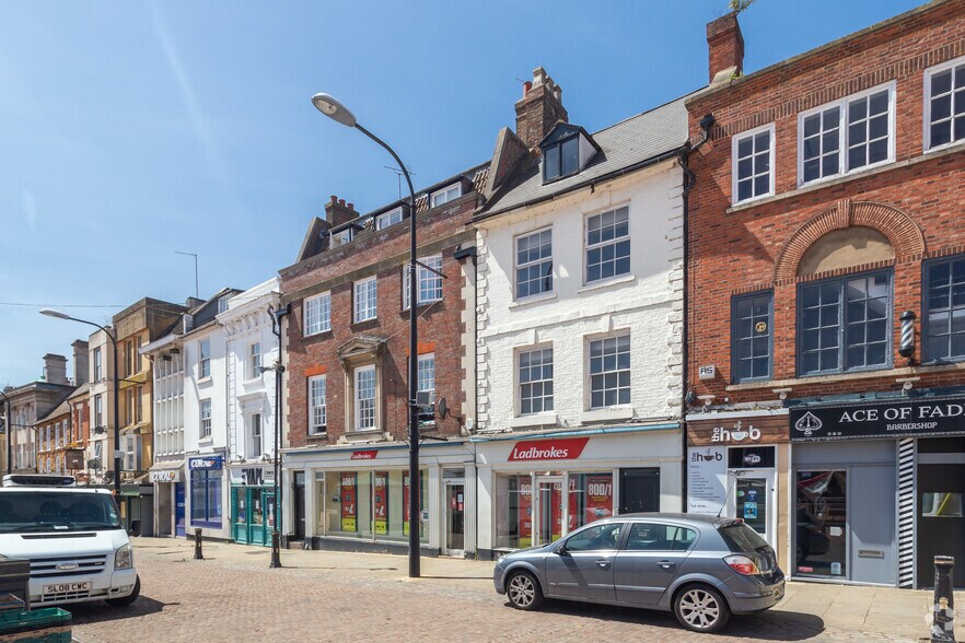 5-6 Market Sq, Northampton for sale - Building Photo - Image 1 of 1