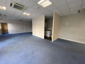 Pontygwindy Road, Caerphilly for lease Interior Photo- Image 1 of 6