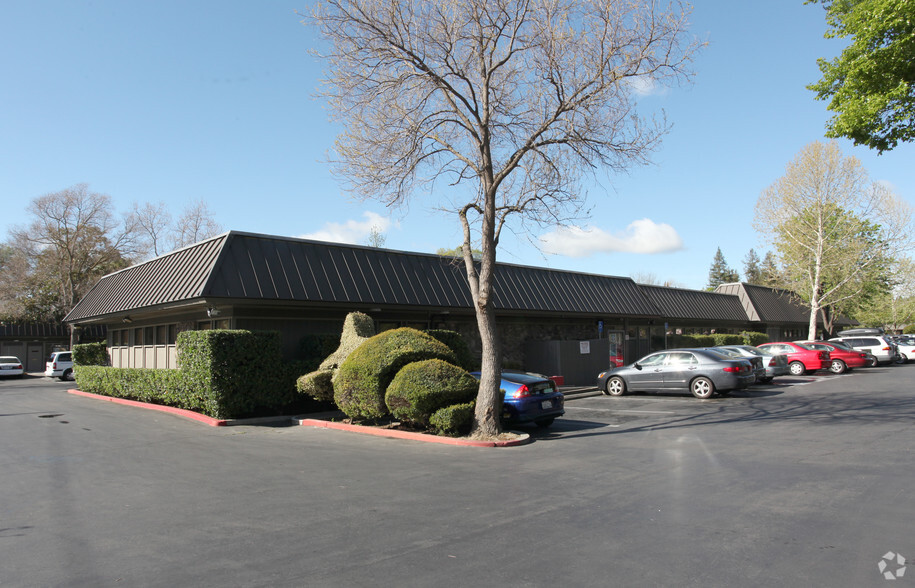 635 Anderson Rd, Davis, CA for lease - Primary Photo - Image 2 of 8