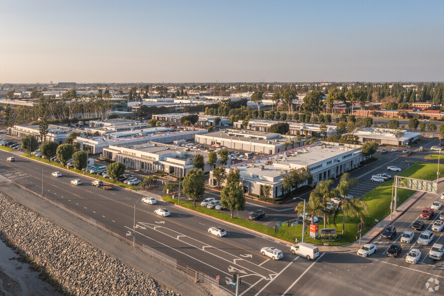 3303 Harbor Blvd, Costa Mesa, CA for lease - Aerial - Image 2 of 4