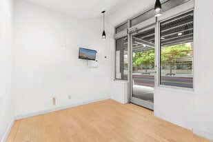 534 W 42nd St, New York NY - Live-Work Space