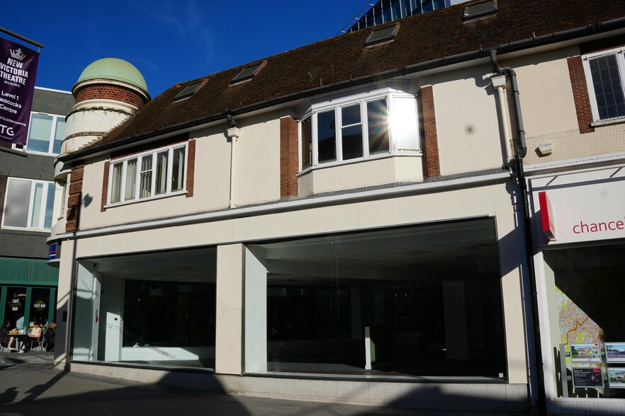 Commercial Way, Woking for lease - Building Photo - Image 2 of 7