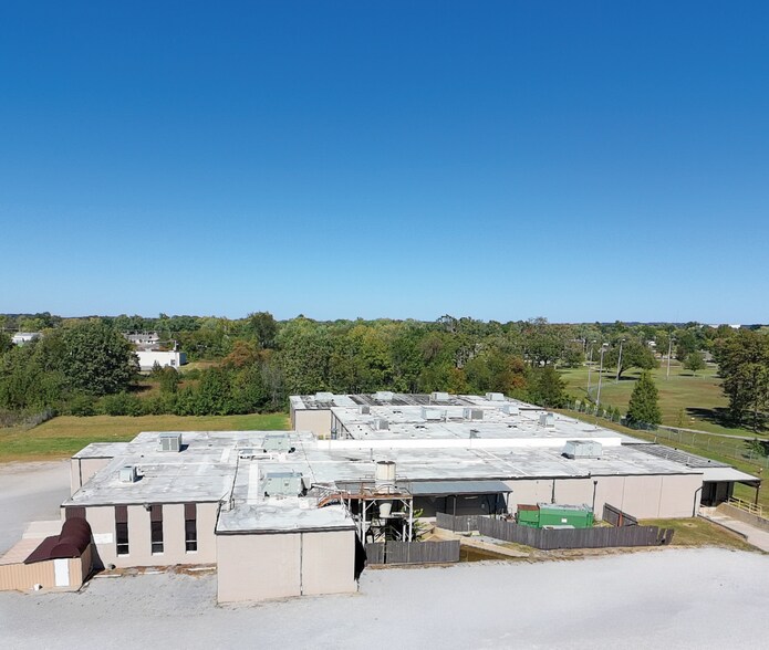 750 3rd st, Gentry, AR for sale - Building Photo - Image 2 of 7