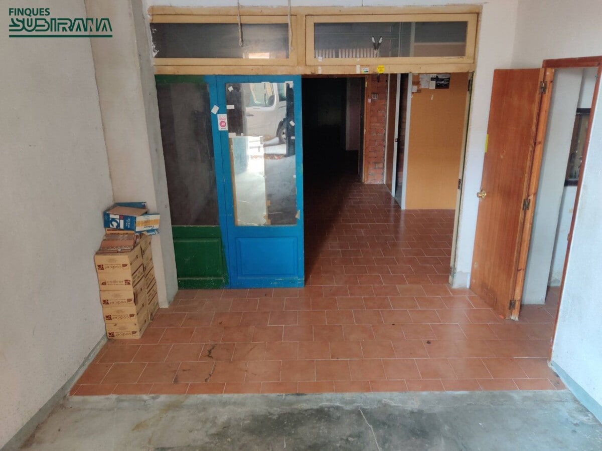 VILANOVA DEL CAMÍ, BAR 08788 -  -  - Interior Photo - Image 1 of 13