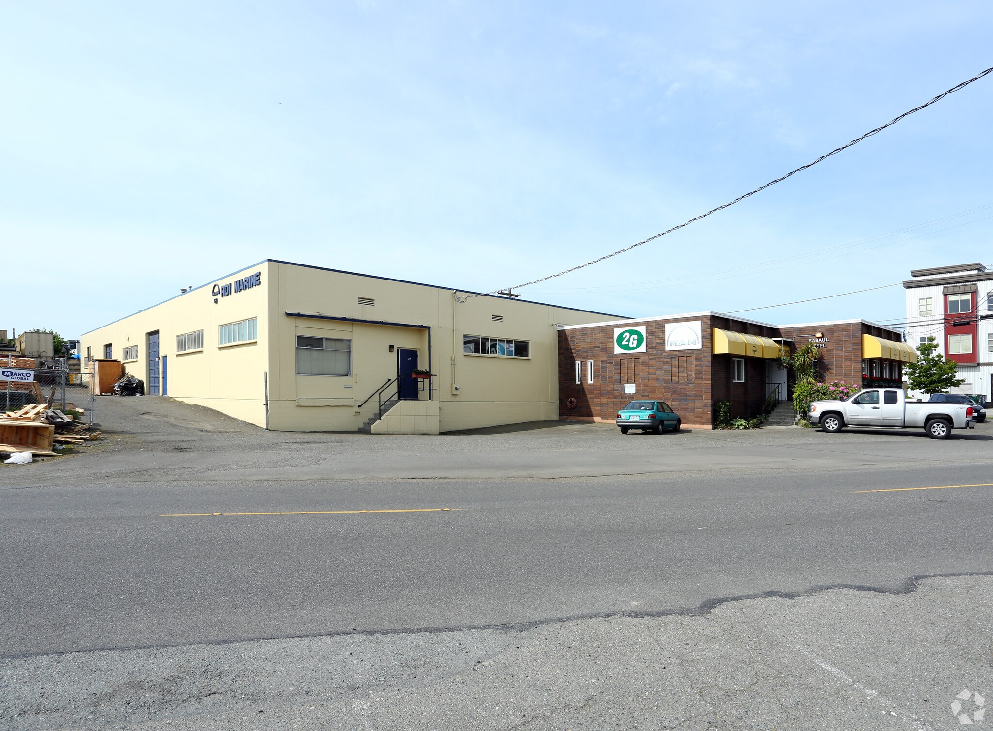 2215 W Commodore Way, Seattle, WA for sale Primary Photo- Image 1 of 1