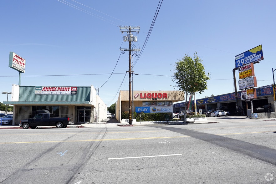 7448 Reseda Blvd, Reseda, CA for sale - Building Photo - Image 2 of 4