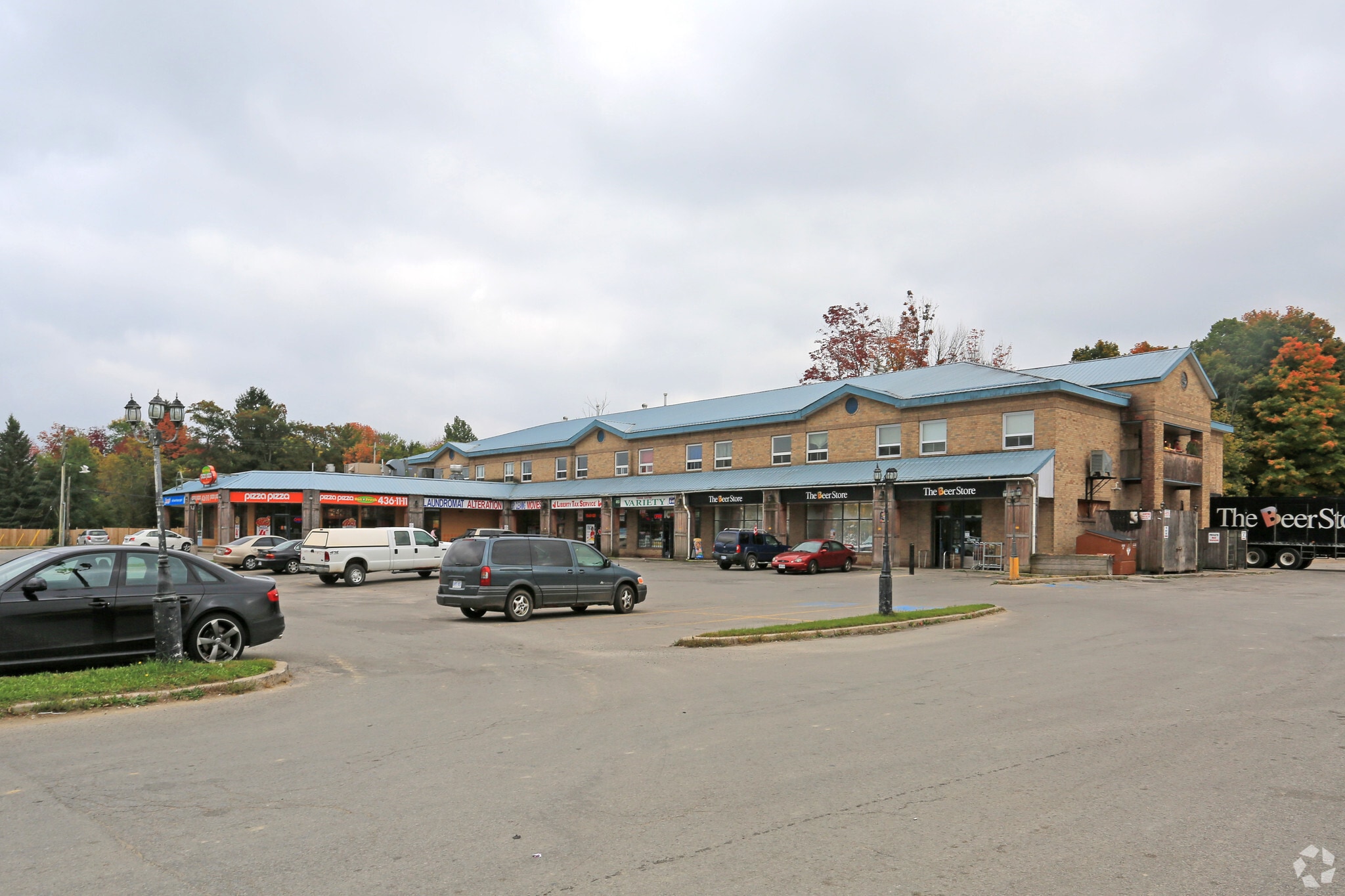 945 Innisfil Beach Rd, Innisfil, ON for sale Building Photo- Image 1 of 1