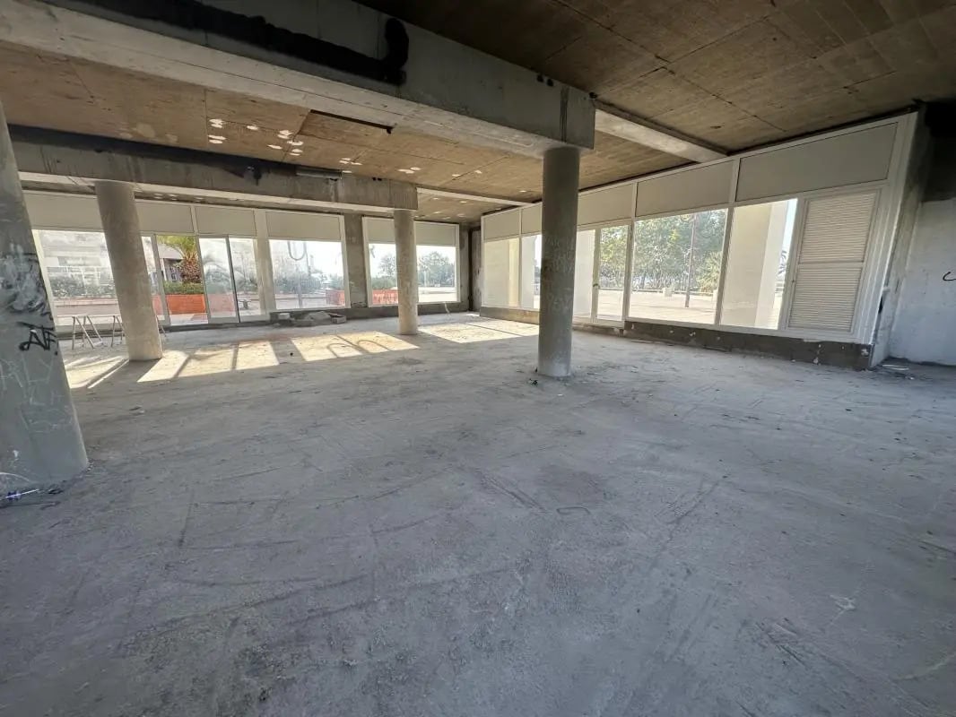 Retail in Antibes for lease Interior Photo- Image 1 of 7