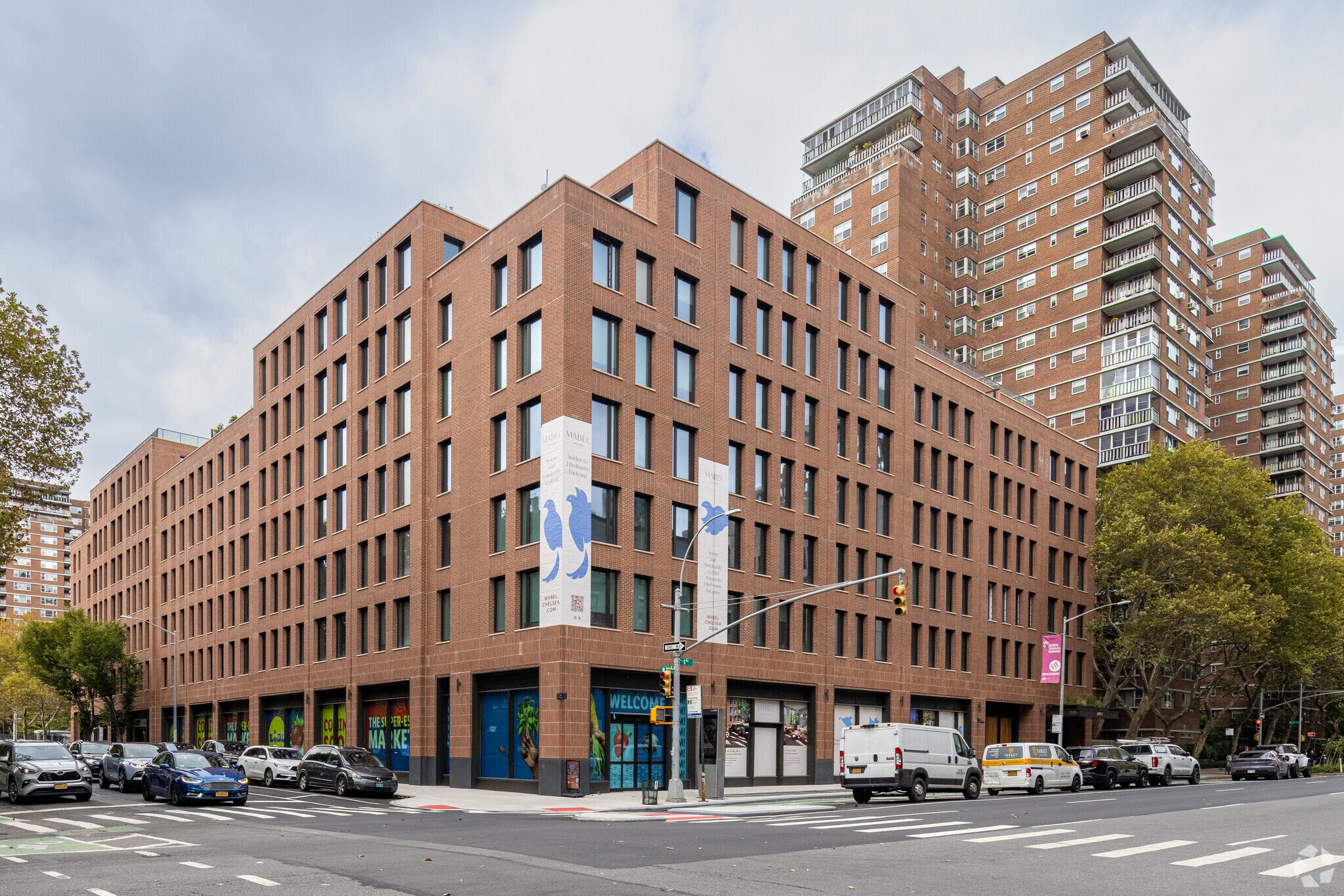 335 Eighth Ave, New York, NY for lease Building Photo- Image 1 of 3