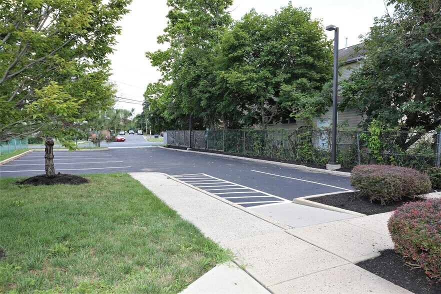 60 Millstone Rd, Somerset, NJ for sale - Building Photo - Image 3 of 41