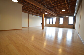 1800-1814 W Cuyler Ave, Chicago, IL for lease Interior Photo- Image 2 of 5