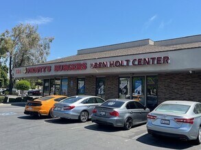 526 W Benjamin Holt Dr, Stockton, CA for lease Building Photo- Image 1 of 2