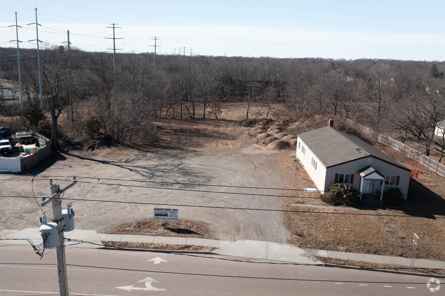 43 Jayne Blvd, Port Jefferson Station, NY for lease - Other - Image 3 of 3