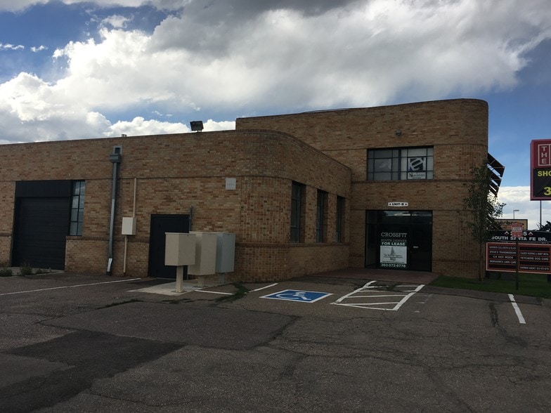 2555 S Santa Fe Dr, Denver, CO for lease - Building Photo - Image 2 of 17