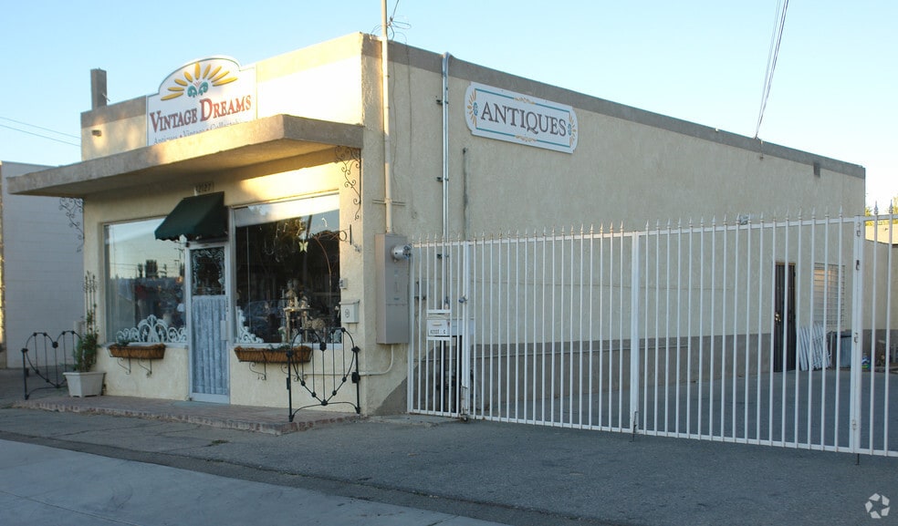 42127 50th St W, Lancaster, CA for lease - Building Photo - Image 2 of 3