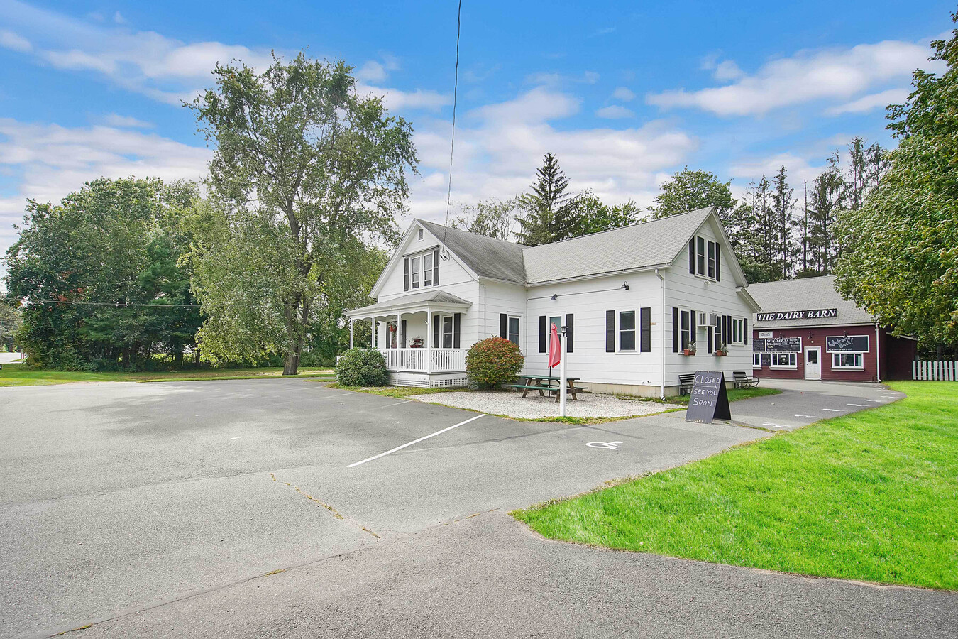 329 West St, Ludlow, MA 01056 | LoopNet