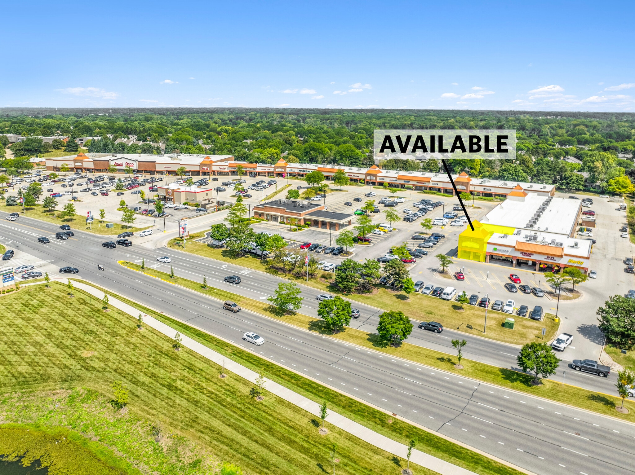 1300-1440 S Milwaukee Ave, Libertyville, IL for lease Interior Photo- Image 1 of 1