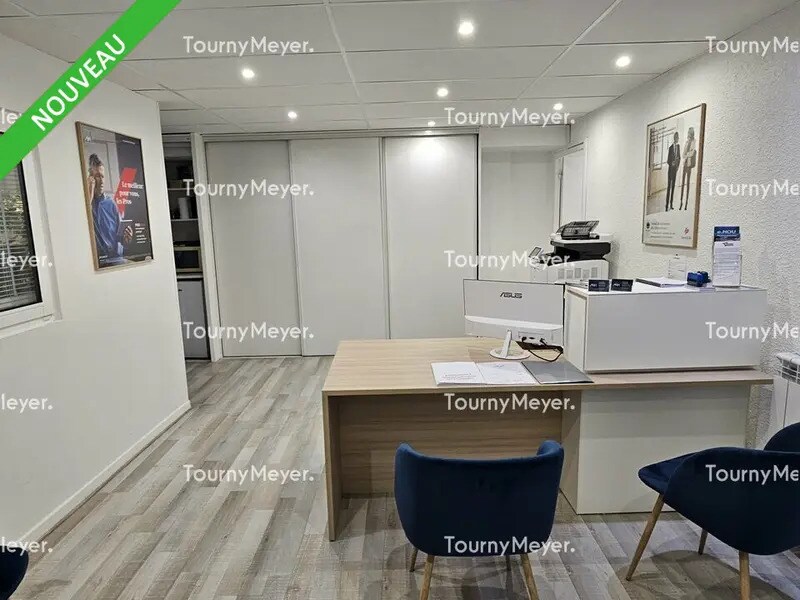 Office in Rennes for lease Interior Photo- Image 1 of 5