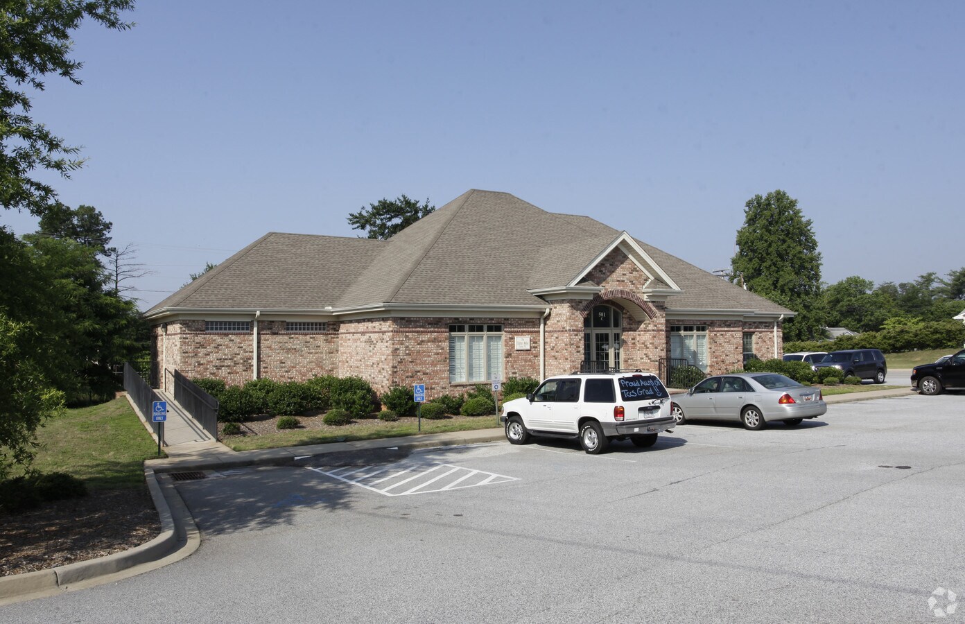 501 Memorial Drive Ext, Greer, SC 29651