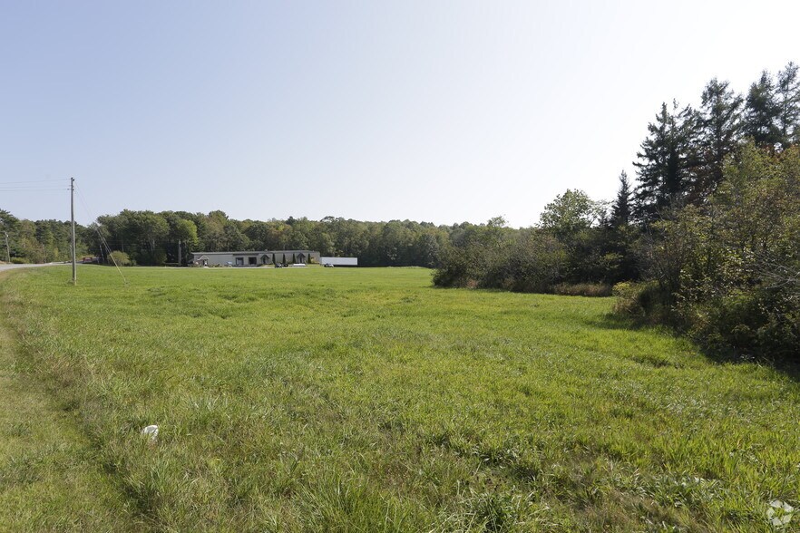 US Route 1, Waldoboro, ME 04572