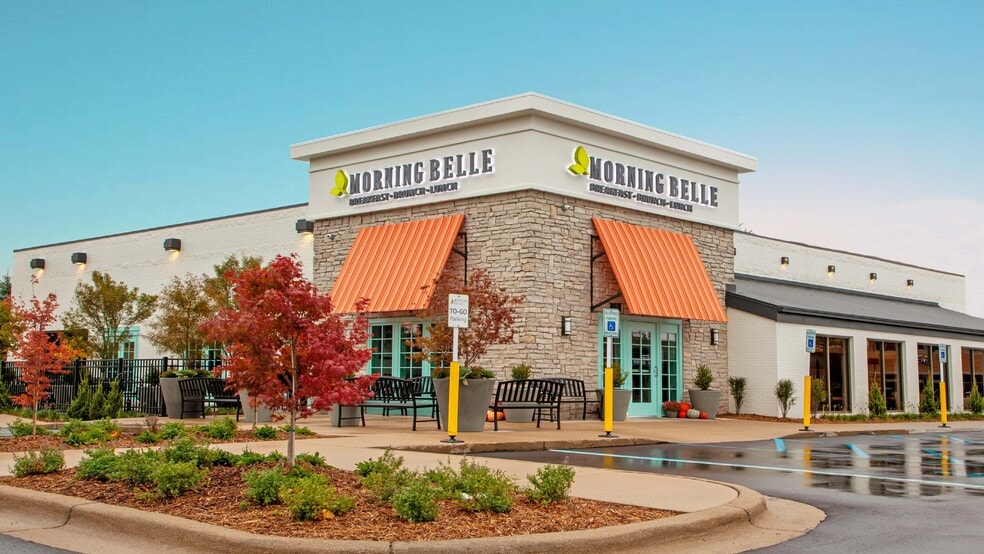 45225 Marketplace Blvd, Chesterfield, MI for sale - Building Photo - Image 1 of 3