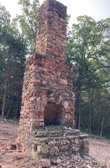 5667 Hillsboro Rd, Hillsboro, MO for sale - Building Photo - Image 3 of 6