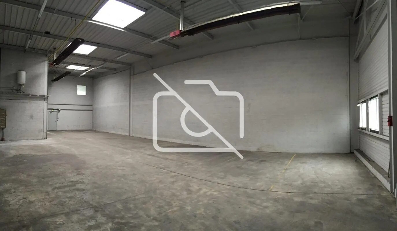 Flex in Chelles for lease Interior Photo- Image 1 of 6