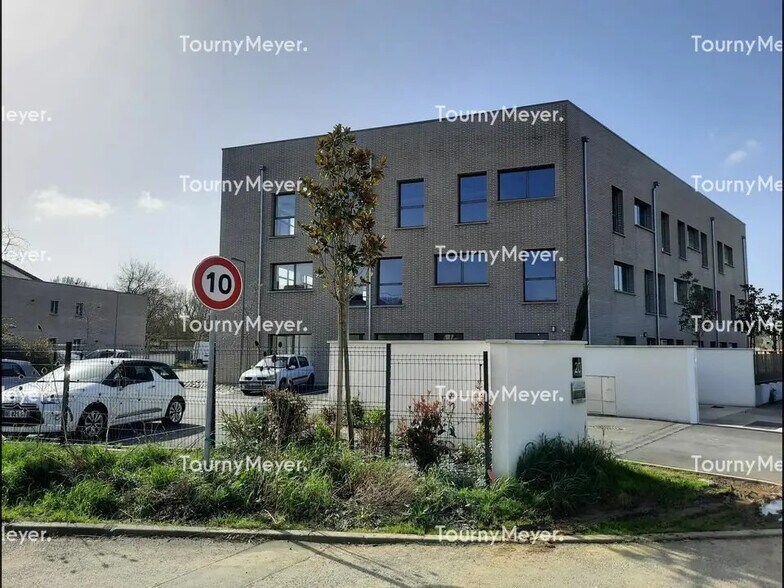Office in Colomiers for lease - Building Photo - Image 2 of 5