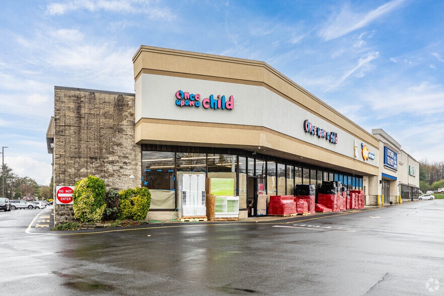271 US Highway 22, Springfield, NJ for lease - Building Photo - Image 1 of 2