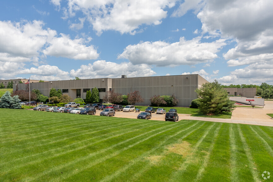 5555 Massillon Rd, North Canton, OH for sale - Primary Photo - Image 1 of 1