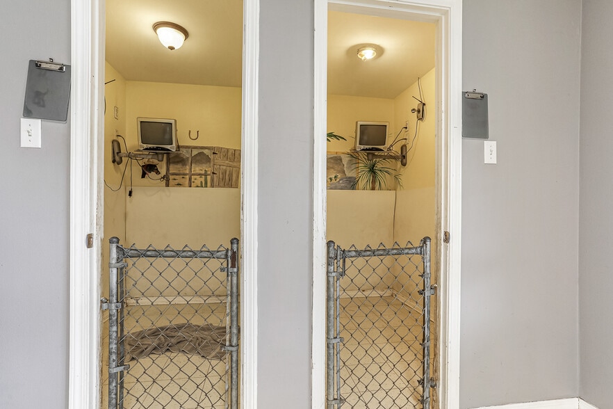 43391 Holly St, Hammond, LA for sale - Interior Photo - Image 3 of 6