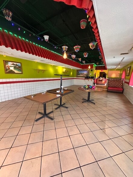 9945 W 55th St, Countryside, IL for lease - Building Photo - Image 2 of 6