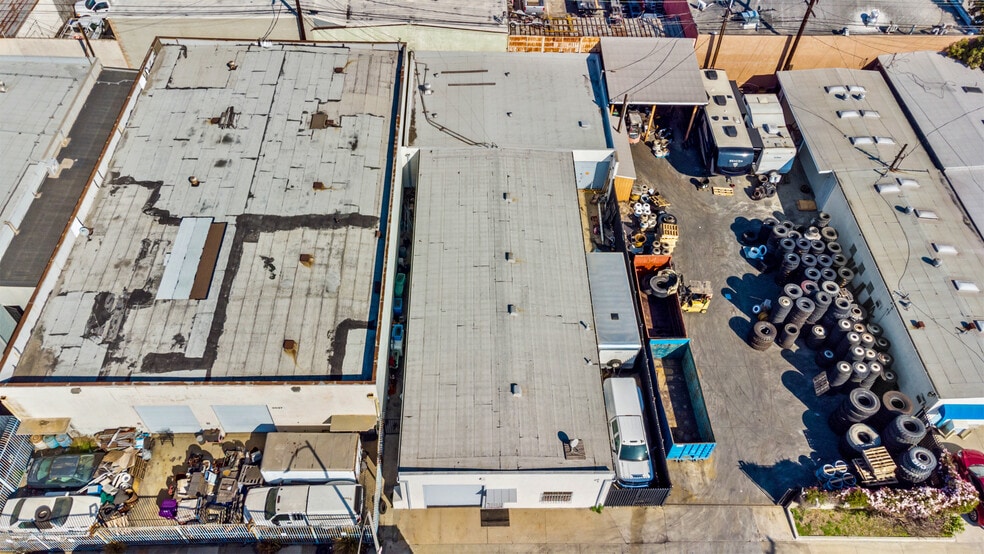 2029 W 16th St, Long Beach, CA for sale - Building Photo - Image 3 of 11